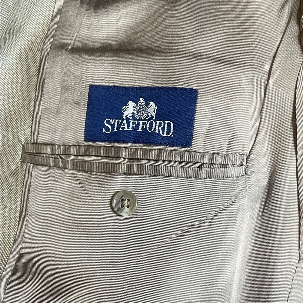 Stafford Light Creme/Gray Sport Coat with Blue Accents - Picture 5 of 8